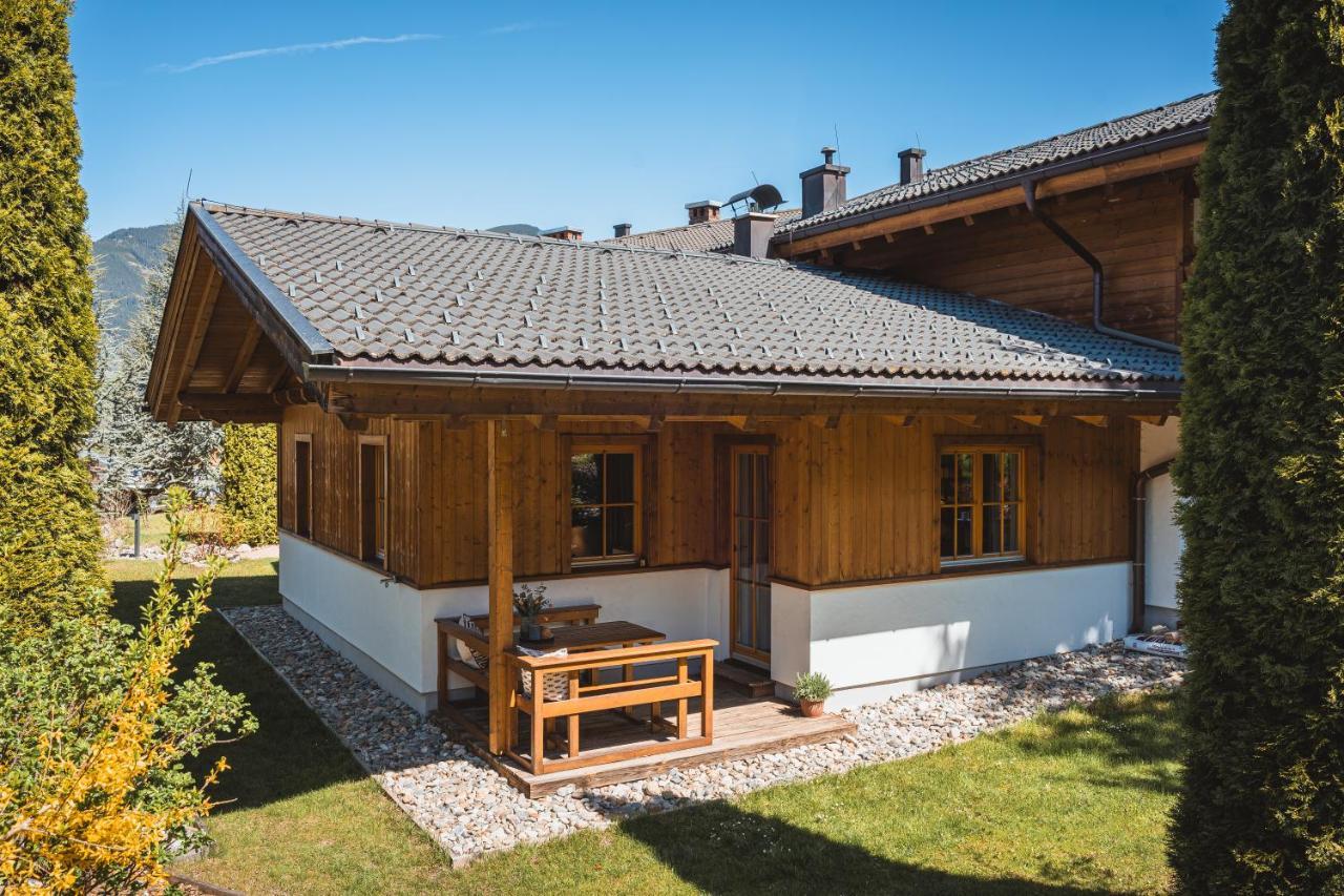 Dorfchalets & Apartments - Authentic Experience In Centre Of Kaprun Including Tauernspa And Summercard Extérieur photo