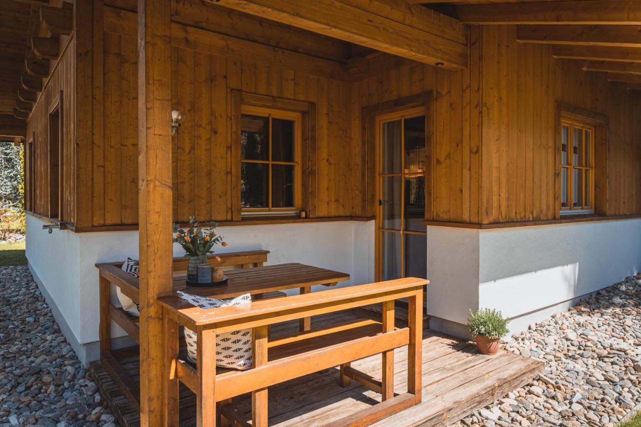 Dorfchalets & Apartments - Authentic Experience In Centre Of Kaprun Including Tauernspa And Summercard Extérieur photo
