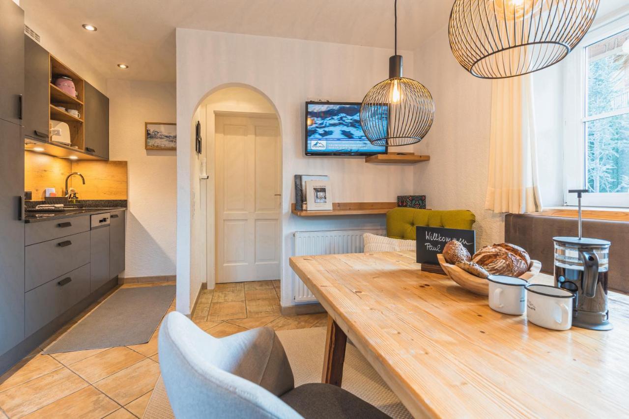 Dorfchalets & Apartments - Authentic Experience In Centre Of Kaprun Including Tauernspa And Summercard Extérieur photo